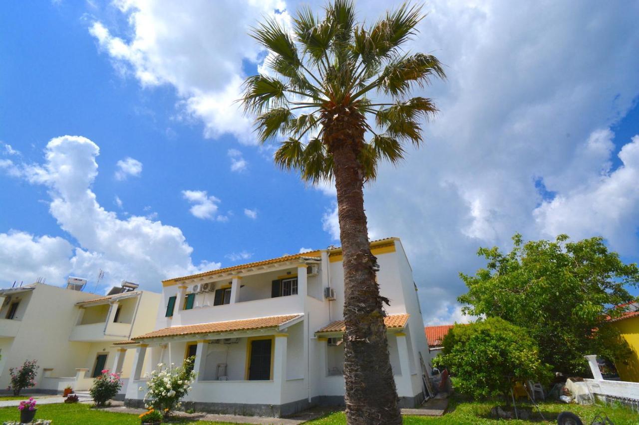 Dolphin Apt & Studios -Next To The Beach روذا المظهر الخارجي الصورة